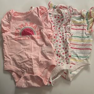 Baby Gap - 0-3 set of 3 short sleeve body suits